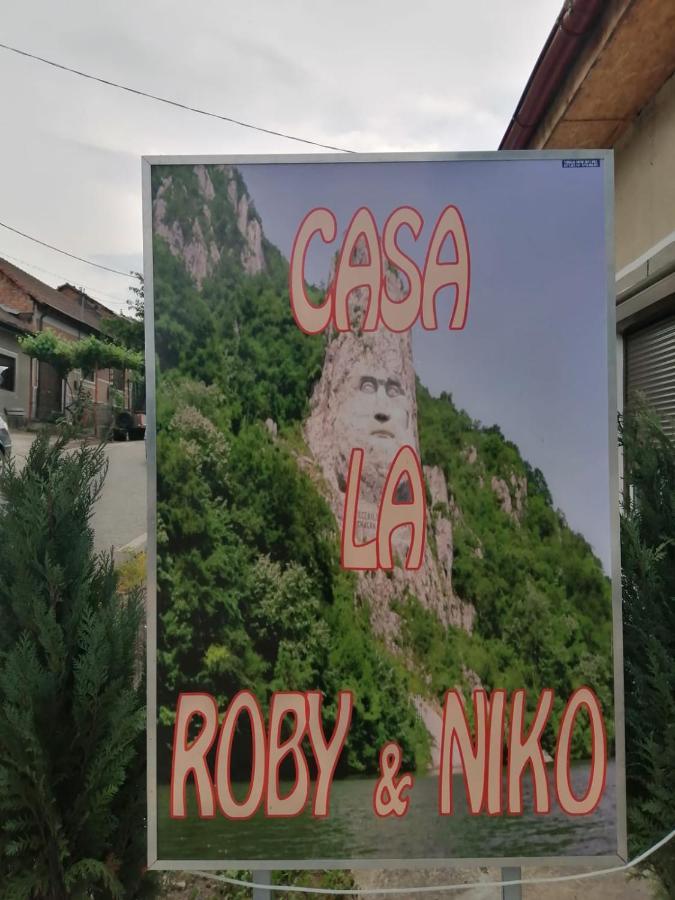 La Roby Si Niko Hotel Дубова Екстериор снимка